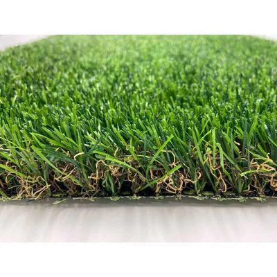 Césped sintético PE+PP para campos de golf Proyectos de paisajismo patio trasero suave